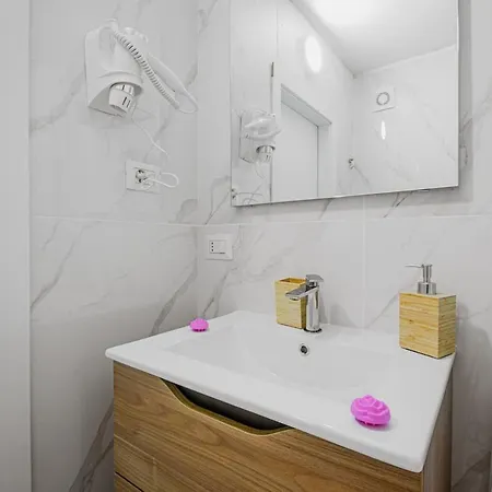 Marie Experience 2 Classic 公寓 那不勒斯